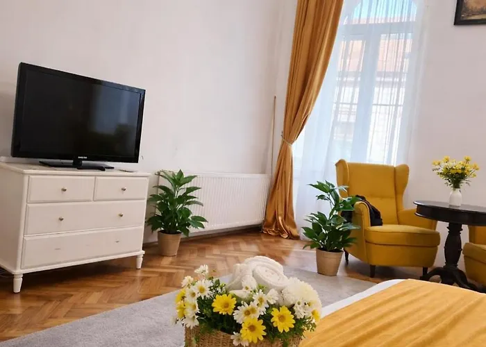 Republicii Old Town *